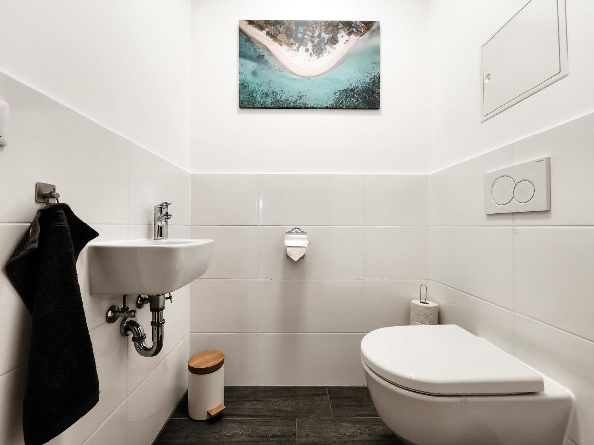 Vienna Green - Modern New Apartment, Old Danube Exterior foto